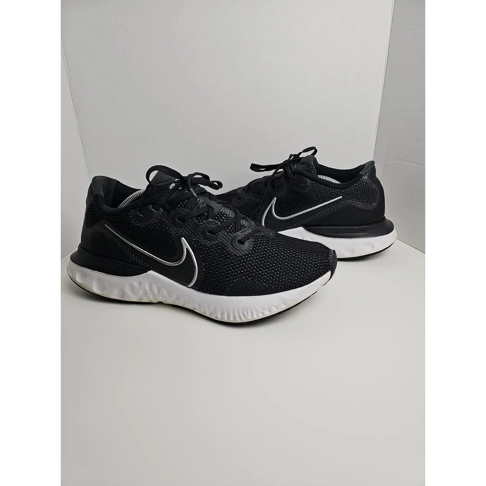 Nike pre owned